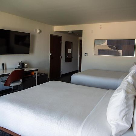 Courtyard By Marriott เลคซิตี้ ภายนอก รูปภาพ