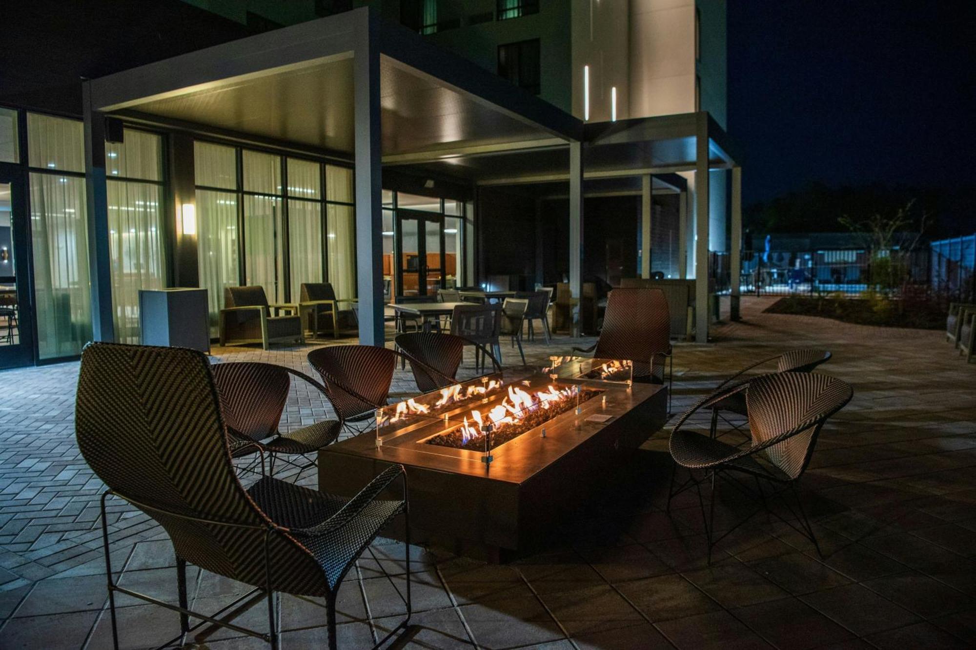 Courtyard By Marriott เลคซิตี้ ภายนอก รูปภาพ